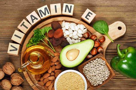 Vitamin E .